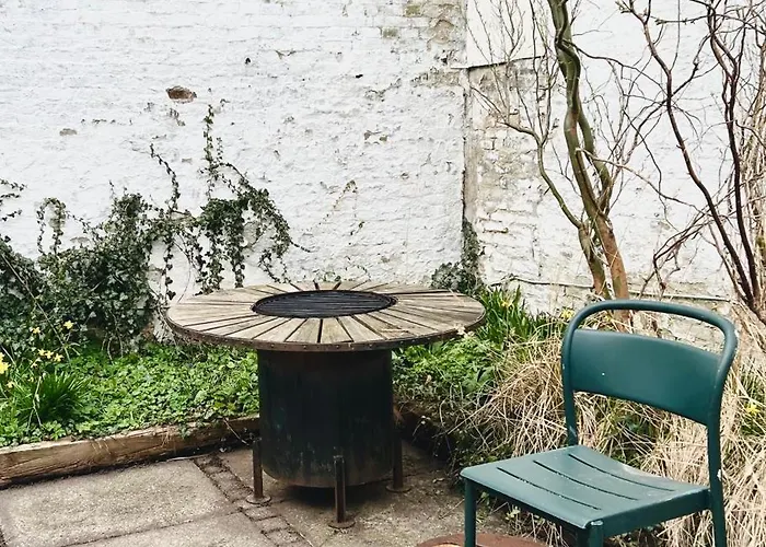 Quiet Courtyard Garden * オールボー